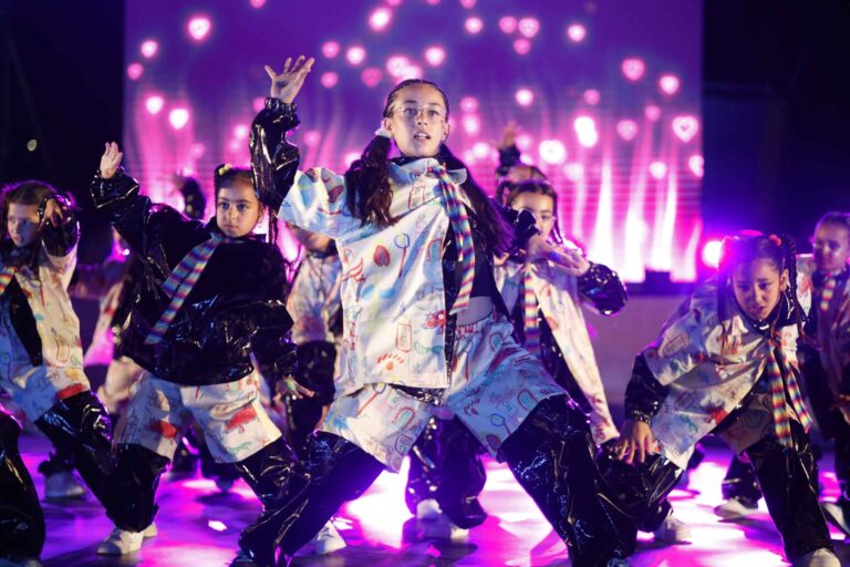 קריס קרוס בית ספר לריקוד באריאל